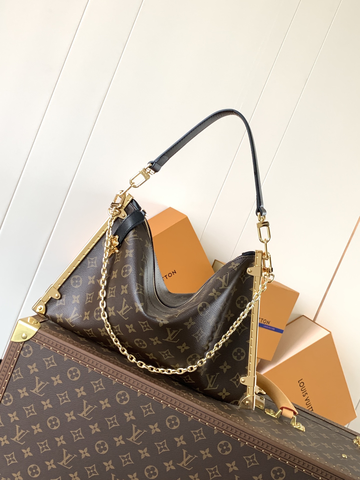 Louis Vuitton Lucky Trunk M12075